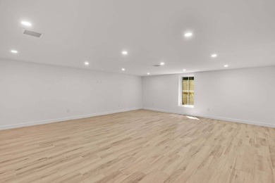 New custom home that blends modern and traditional living - photo 40
