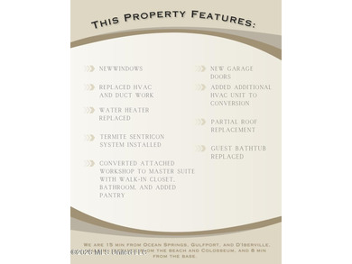 Conveniently located close to the beach, shopping, dining, and - photo 2