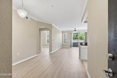 Welcome to Villa Medici - a beautifully updated condo in - photo 3