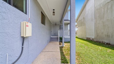 Welcome to 1319 Capri Drive, an end-unit waterfront townhome - photo 44