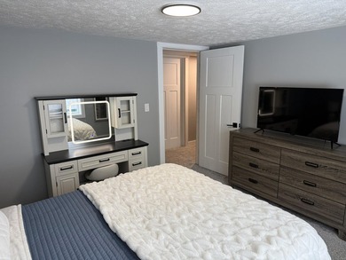 Fully remodeled 5-bedroom home on Hill Island in Cedarville with - photo 10