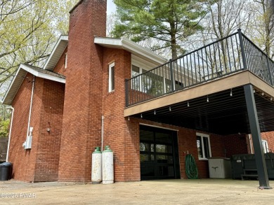 Lake Home For Sale in Lakeville, Pennsylvania