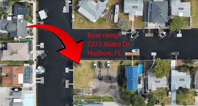 Vacant residential lot located in Hudson, FL with convenient - photo 5