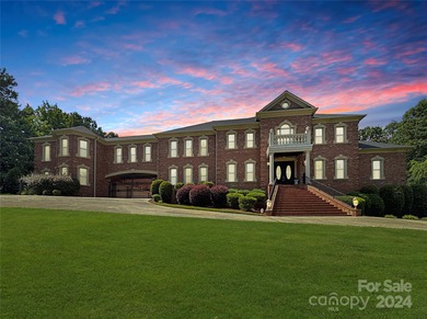 (private lake, pond, creek) Home Active Under Contract in Waxhaw North Carolina