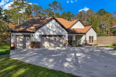 Price Reduced - 2-Year-Old Custom Home with Private Dock -- Golf - photo 10
