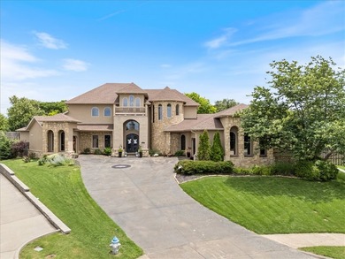 Centrally located NWA Estate Property located a couple minutes - photo 2