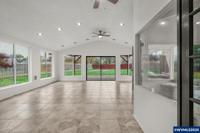 Fantastic property on nearly an acre with territorial views and