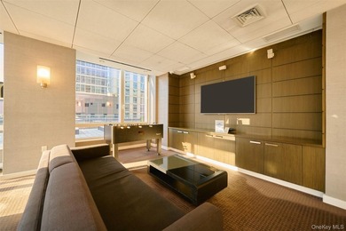 Investor friendly unit Only currently tenant occupied. Welcome - photo 18