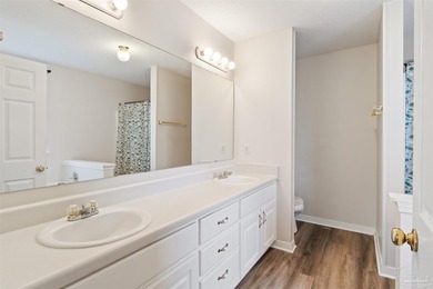 Welcome to 643 Downhaul Drive, a well-maintained, all-brick home - photo 19