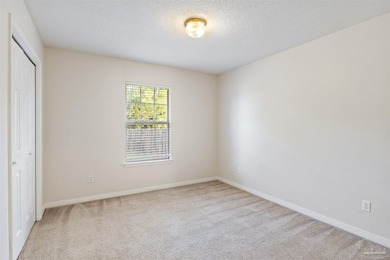 Welcome to 643 Downhaul Drive, a well-maintained, all-brick home - photo 23