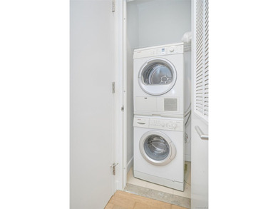 Investor friendly unit Only currently tenant occupied. Welcome - photo 25
