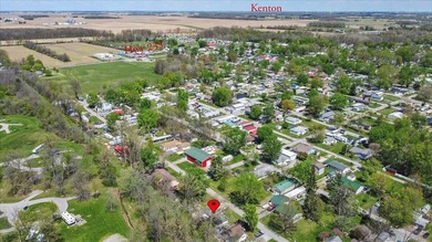 Nestled in the heart of lake living, this charming cottage - photo 38
