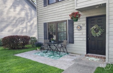 Motivated Seller! Welcome home to this inviting 2 bed 1.5 bath - photo 2
