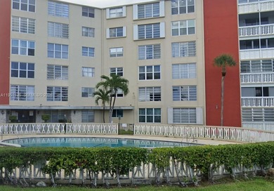 INVESTORS! Bright and spacious 1-bedroom, 1-bath condo in the