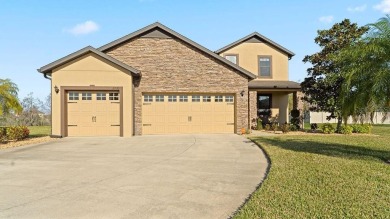 Lake Home Sale Pending in Lakeland, Florida