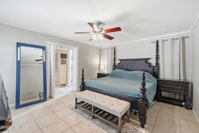 Welcome to this beautiful 4-bedroom, 2.5-bath home in the heart - photo 16