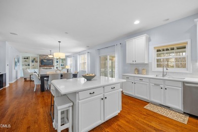 Welcome to 2813 Carriage Meadows Drive, a goregous 5-bedroom - photo 17