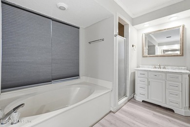 Welcome to this beautiful 4-bedroom, 2.5-bath home in the heart - photo 18