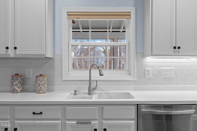 Welcome to 2813 Carriage Meadows Drive, a goregous 5-bedroom - photo 19