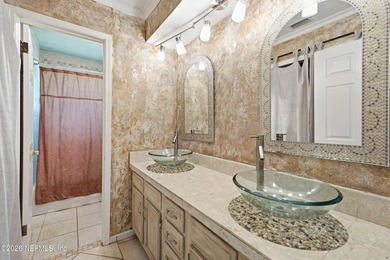 Welcome to this beautiful 4-bedroom, 2.5-bath home in the heart - photo 22