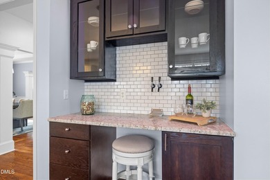 Welcome to 2813 Carriage Meadows Drive, a goregous 5-bedroom - photo 27