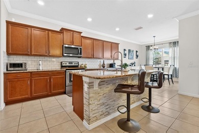 Discover this stylish, spacious, and well-kept 4-bedroom, 2 - photo 8