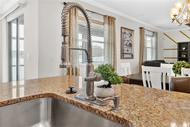 Discover this stylish, spacious, and well-kept 4-bedroom, 2 - photo 9