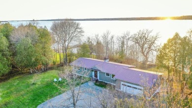 Lake Home Sale Pending in Ogdensburg, New York