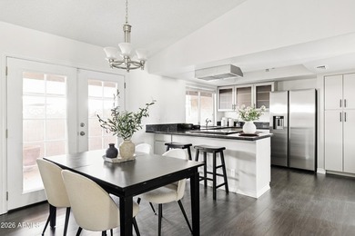 Welcome to this beautifully updated 2 bedroom, 2 bathroom - photo 6