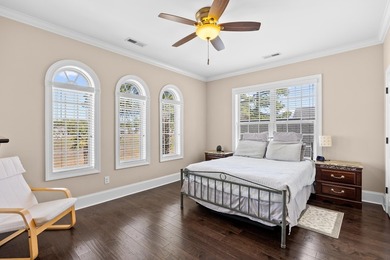 This exceptional 5 bedroom, 4 bath custom home with over 6,000 - photo 18