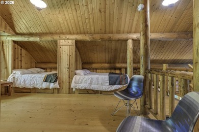 Experience a unique log cabin getaway at Fishhawk Lake, built - photo 25