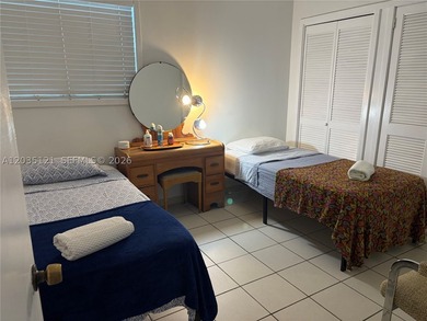 PRIME MULTI-FAMILY INVESTMENT OPPORTUNITY / T4-R ZONED. Rare - photo 28