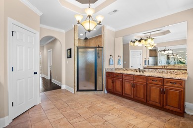 This exceptional 5 bedroom, 4 bath custom home with over 6,000 - photo 31