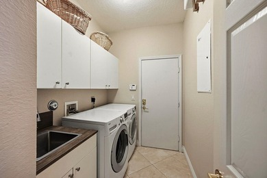 Welcome to this beautifully appointed home, offering the perfect - photo 34