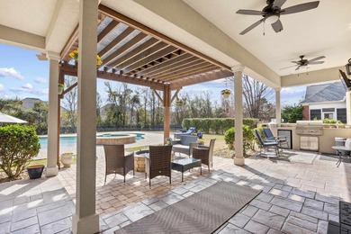 This exceptional 5 bedroom, 4 bath custom home with over 6,000 - photo 38