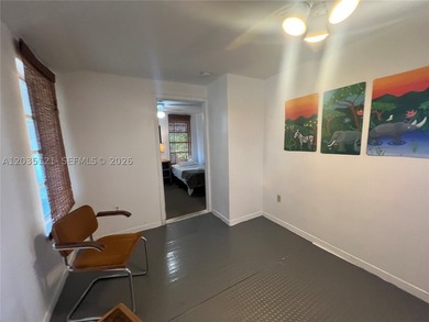 PRIME MULTI-FAMILY INVESTMENT OPPORTUNITY / T4-R ZONED. Rare - photo 40