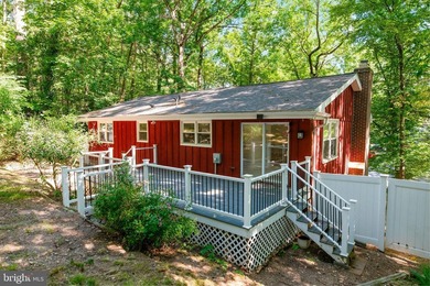 Located in the highly desirable first section of Aquia Harbour - photo 3