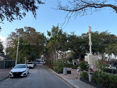 PRIME MULTI-FAMILY INVESTMENT OPPORTUNITY / T4-R ZONED. Rare - photo 44