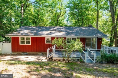 Located in the highly desirable first section of Aquia Harbour - photo 4
