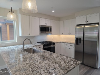 Grand Lake Condo For Sale in Grand Lake Colorado