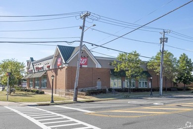 Income: Walgreens: $505,000 NNN Ann.; Flat Rent; Lease Exp.: - photo 6