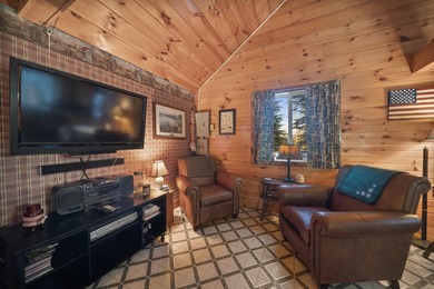Charming and cozy 4-season camp ideally located just minutes - photo 7