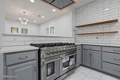 Coastal Living Just One Block from the Beach - Owner Financing - photo 10
