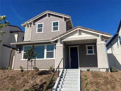 Beautiful brand new home within minutes to the beach! This - photo 1