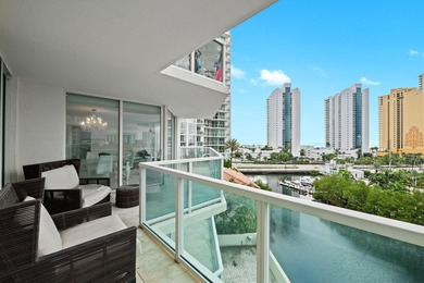 BEAUTIFUL LARGE 3 BEDROOM, 2 BATHROOM CONDO. BEST LINE IN ST - photo 2