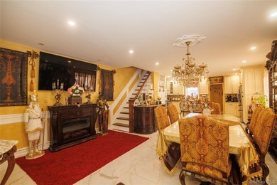 Stunning Detached Home in Morris Park - 1715 Hering Ave, Bronx - photo 13
