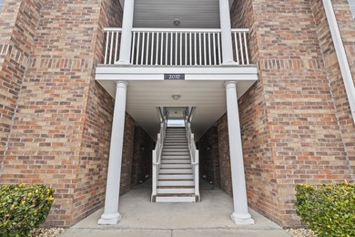 Gorgeous and well maintained two-bedroom, two full bath - photo 30