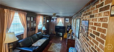 Wonderful brick home within Liberty City. The property is just - photo 7