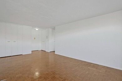Bright & Spacious 2-Bd. Co-op with 24-hr. Doormen, Swimming Pool - photo 11