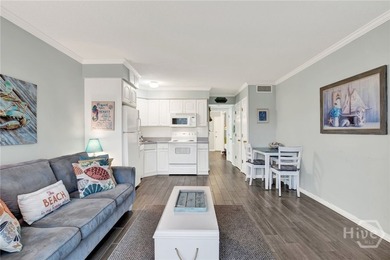 Welcome to a LITTLE SLICE OF TYBEE HEAVEN in the gated Savannah - photo 8